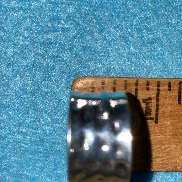 HAMMERED FINISH Wide band cross silver tone ring boho size 9.5 - Picture 9 of 9